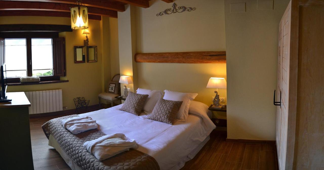 Alba D'Esteve. Casa Rural Espot Zewnętrze zdjęcie
